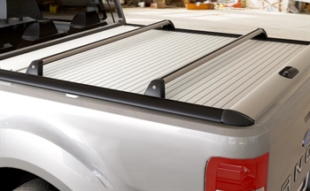 Cargo Carrier Mountain Top fra RealTruck til Roll Cover til VW Amarok D/C Årgang 2010-